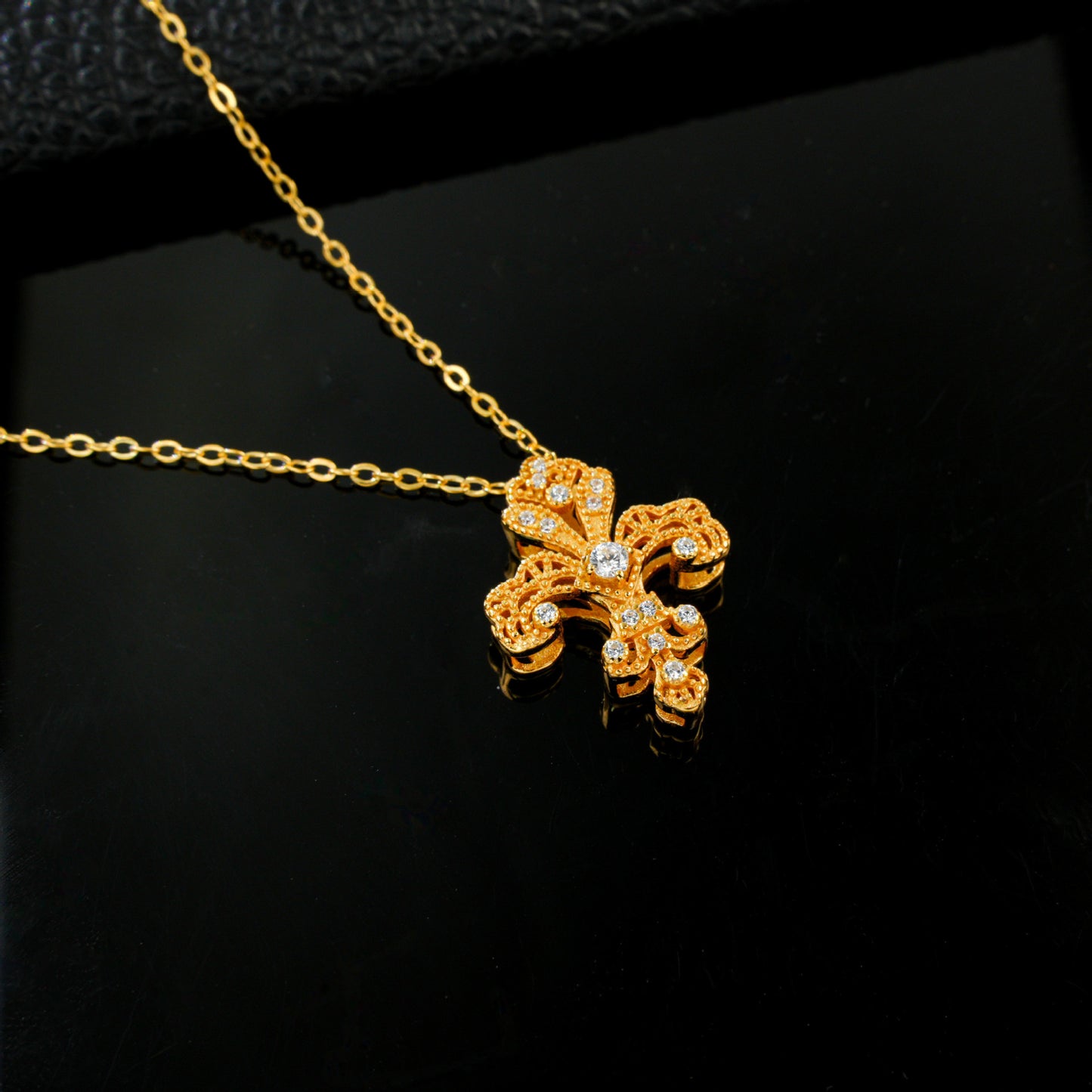 925 Sterling Silver 24K Yellow Gold Vintage Iris Hollow Carved Pave Necklace - Photo 4