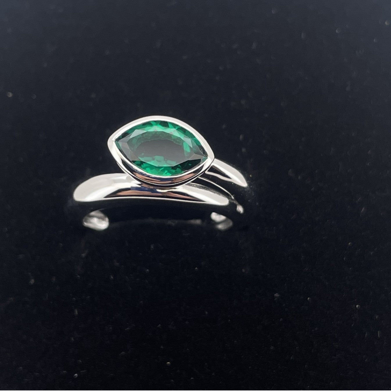 925 Sterling Silver Lab Emerald Teardrop Ring, Vintage Versatile - Photo 4