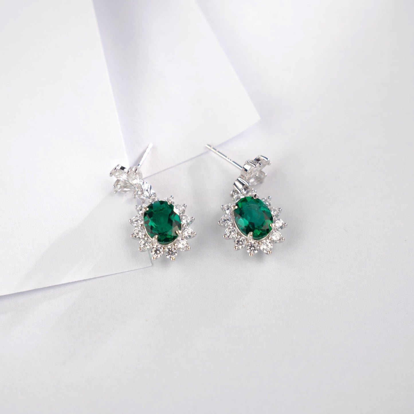 S925 Sterling Silver Oval Lab Emerald Sunflower Pave Halo Earrings, Anniversary Vintage Versatile - Photo 2