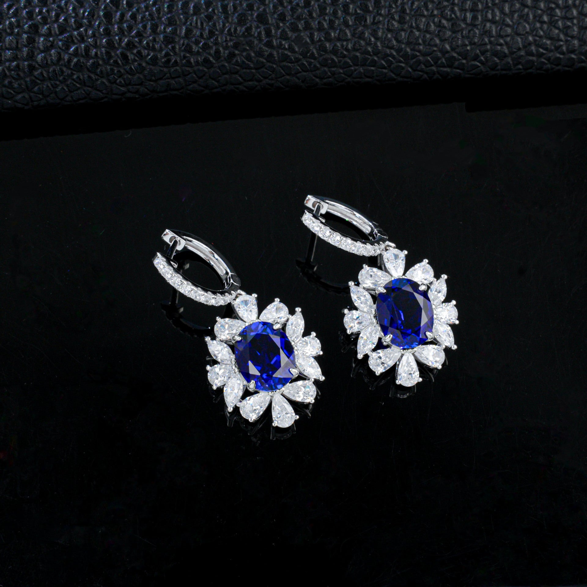 S925 Silver Oval Lab Sapphire Flower Ear Cuff, Day Mothers Gift - Photo 3