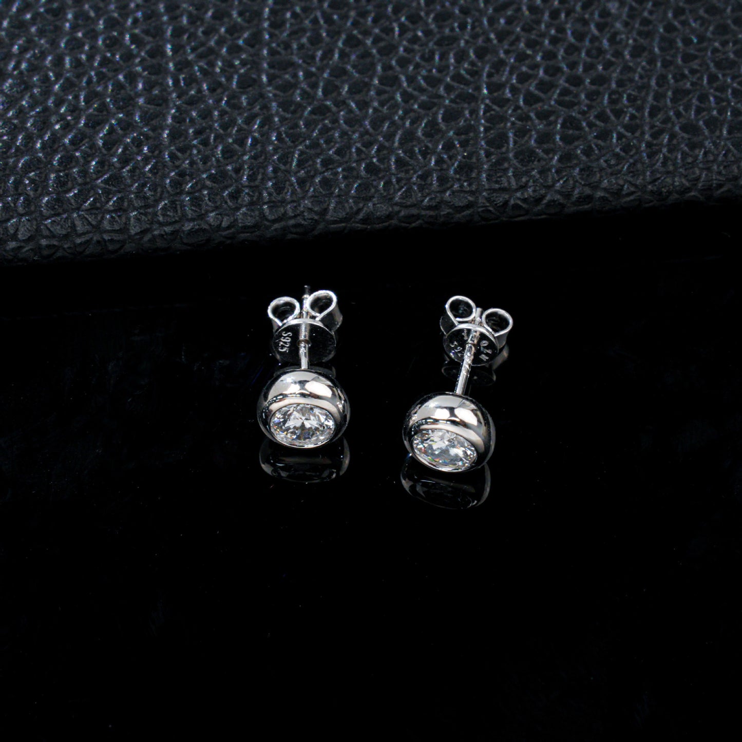 S925 Silver Lab Diamond Bubble Bezel Round Stud Earrings, Simple Natural Versatile - Photo 4