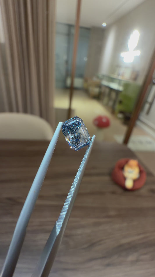 Blue Lab-Grown Diamond | 1.05CT Octagonal HPHT | VS1 | Hourglass Blue