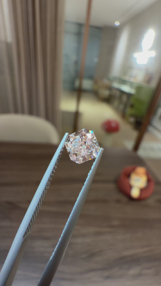 Pink Lab-Grown Diamond | 1.25CT Radiant HPHT | VS1 | Soft Blush
